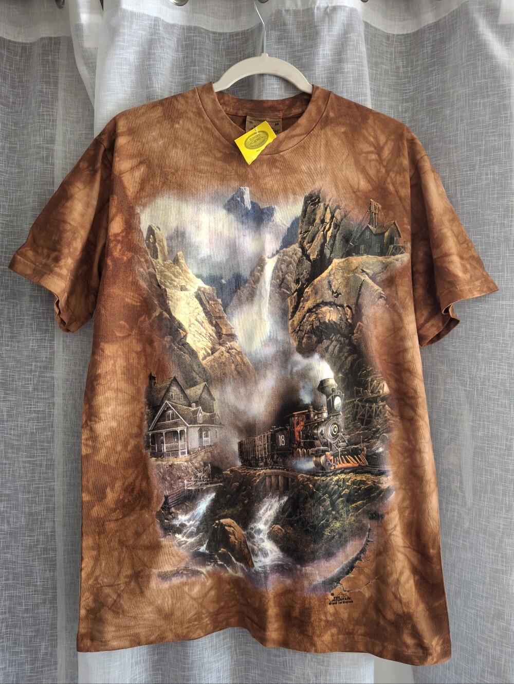 NWT  The Mountain Vintage 1999 "Rails to Pandora" graphic t-shirt Size M